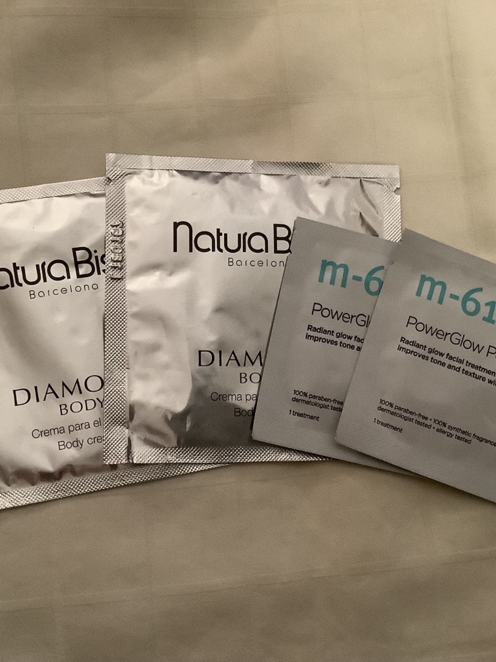2 NATURA BISSE DIAMOND BODY CREAM DELUXE SAMPLES + 2 BONUS M-61 POWER GLOW PEEL